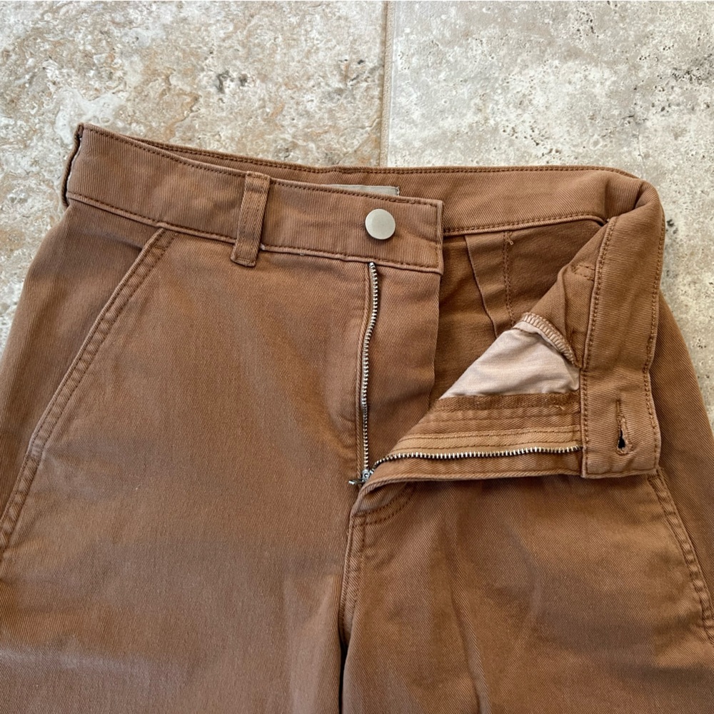 Everlane Organic Cotton Barrel Utility Pant in Golden Brown, size 0 - Picture 6 of 10
